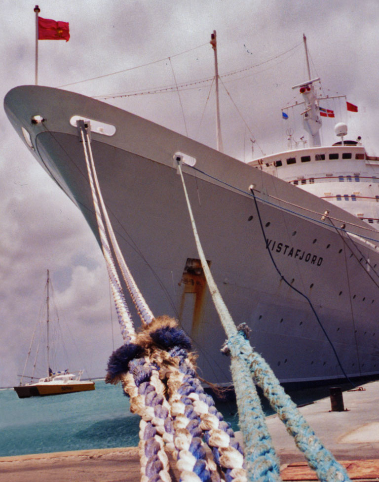 Sailing the world on the Vistafjord